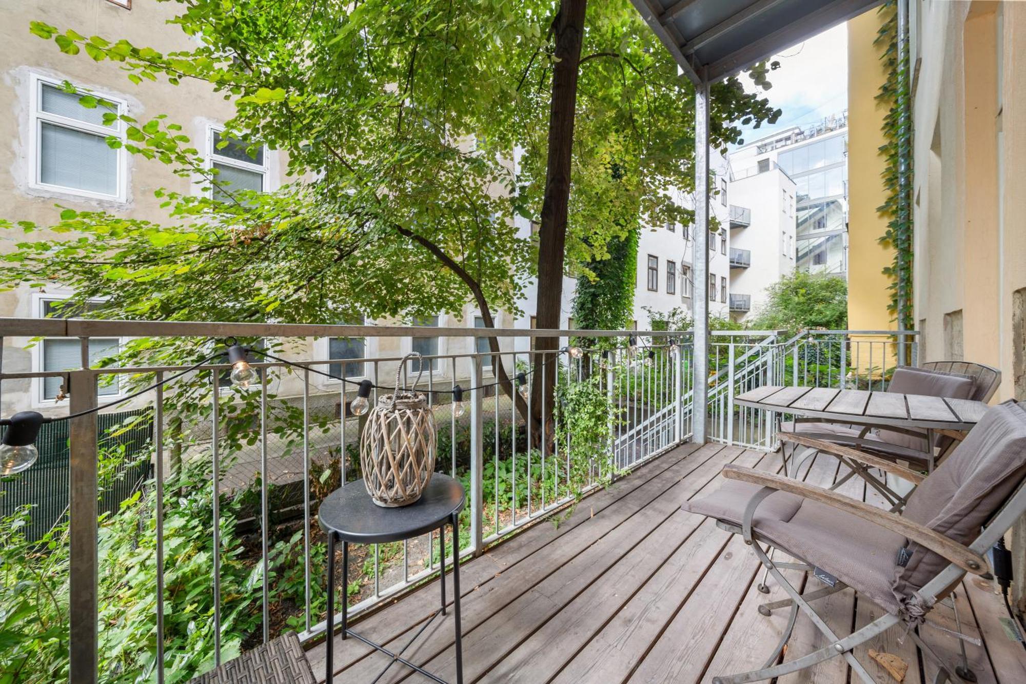 Central Vienna Apartment With Garden View Exterior photo